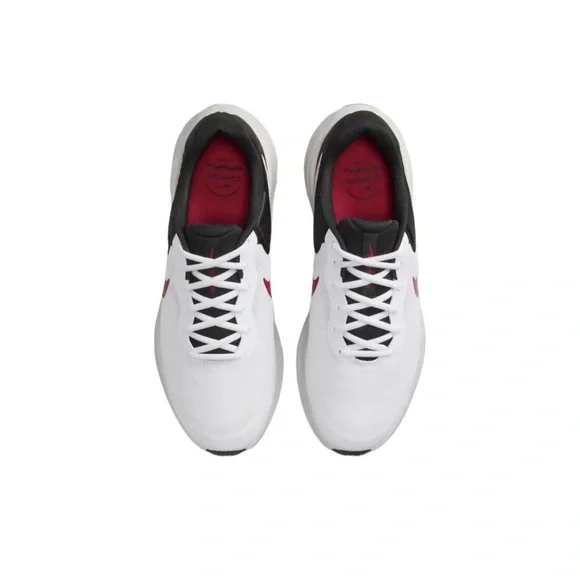 Nike White and Red Athletic Shoes men’s running shoe revolution - Picture 4 of 11